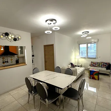 Arena Center Town Apartment